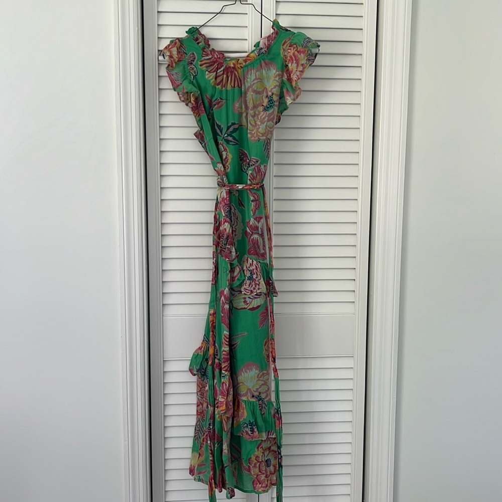Banjanan sleeveless